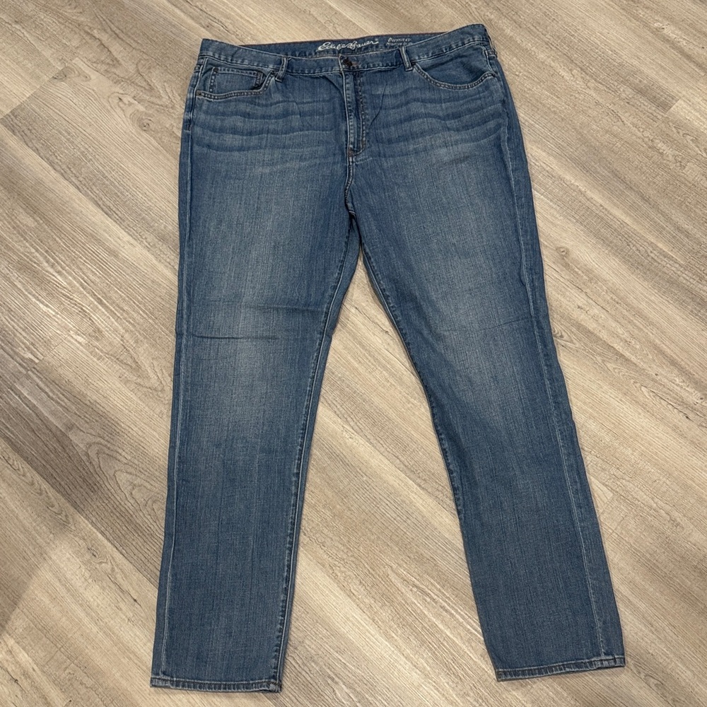 Eddie Bauer mid rise slim